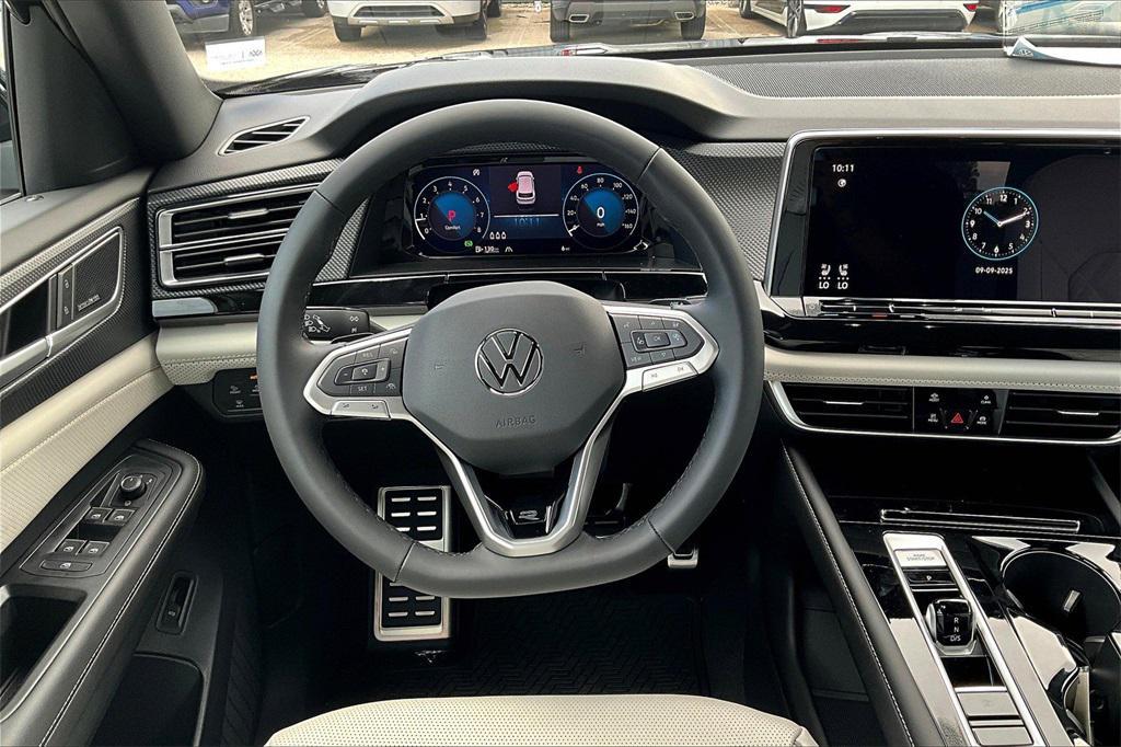 new 2026 Volkswagen Atlas Cross Sport car, priced at $54,065
