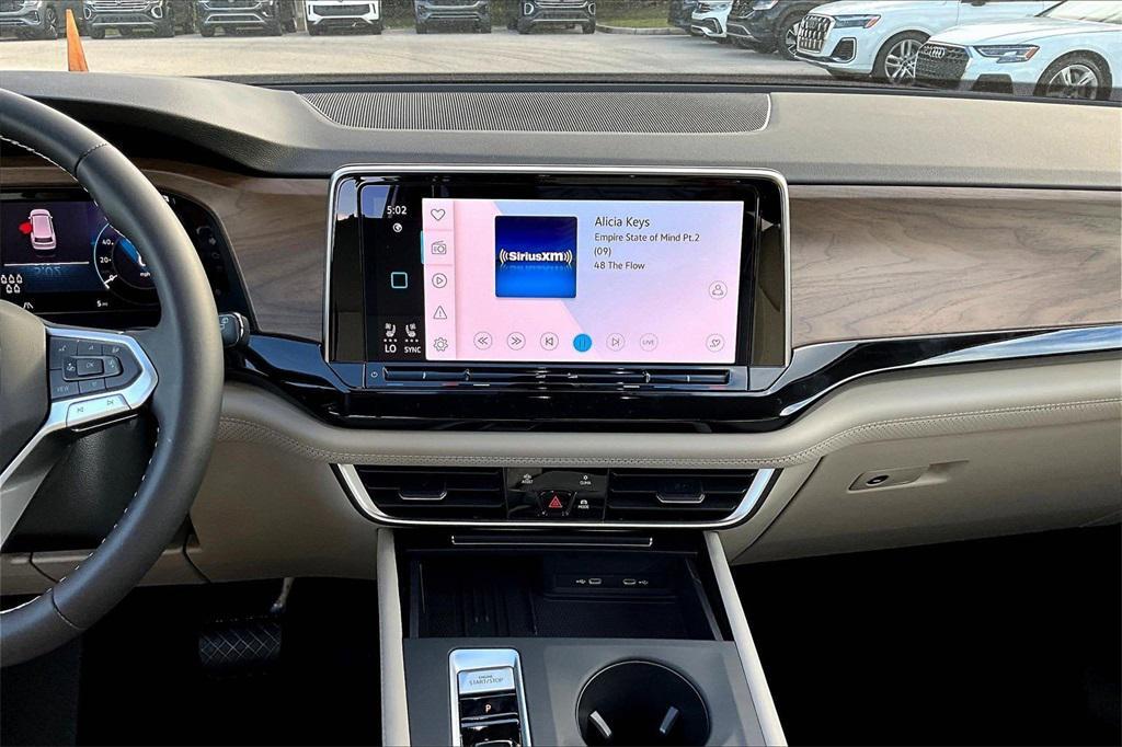 new 2026 Volkswagen Atlas car, priced at $38,814