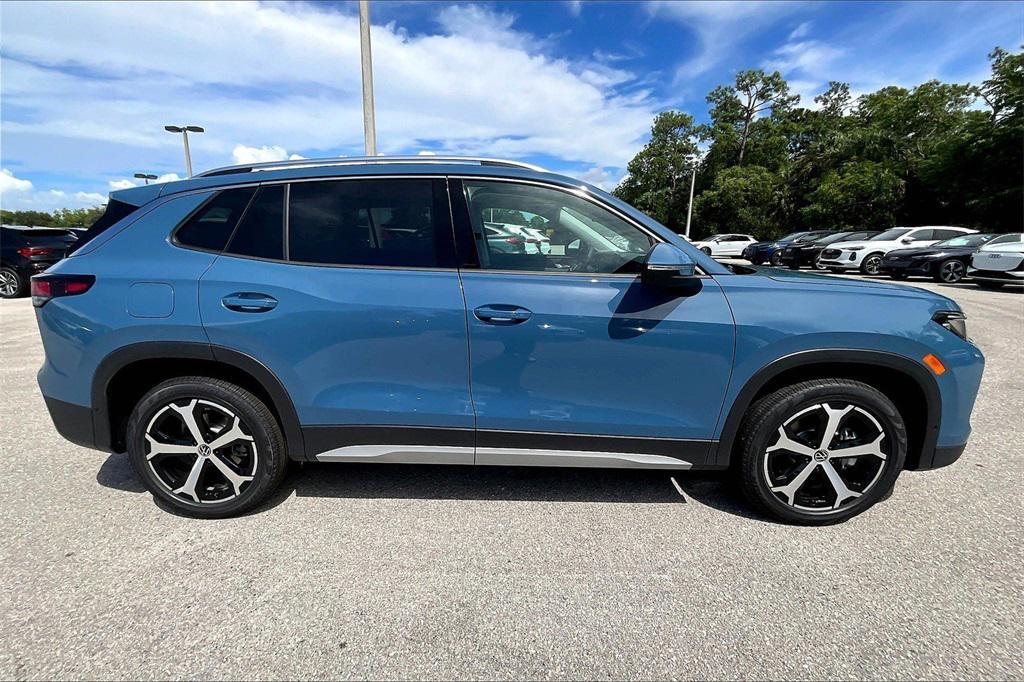 new 2025 Volkswagen Tiguan car, priced at $35,792