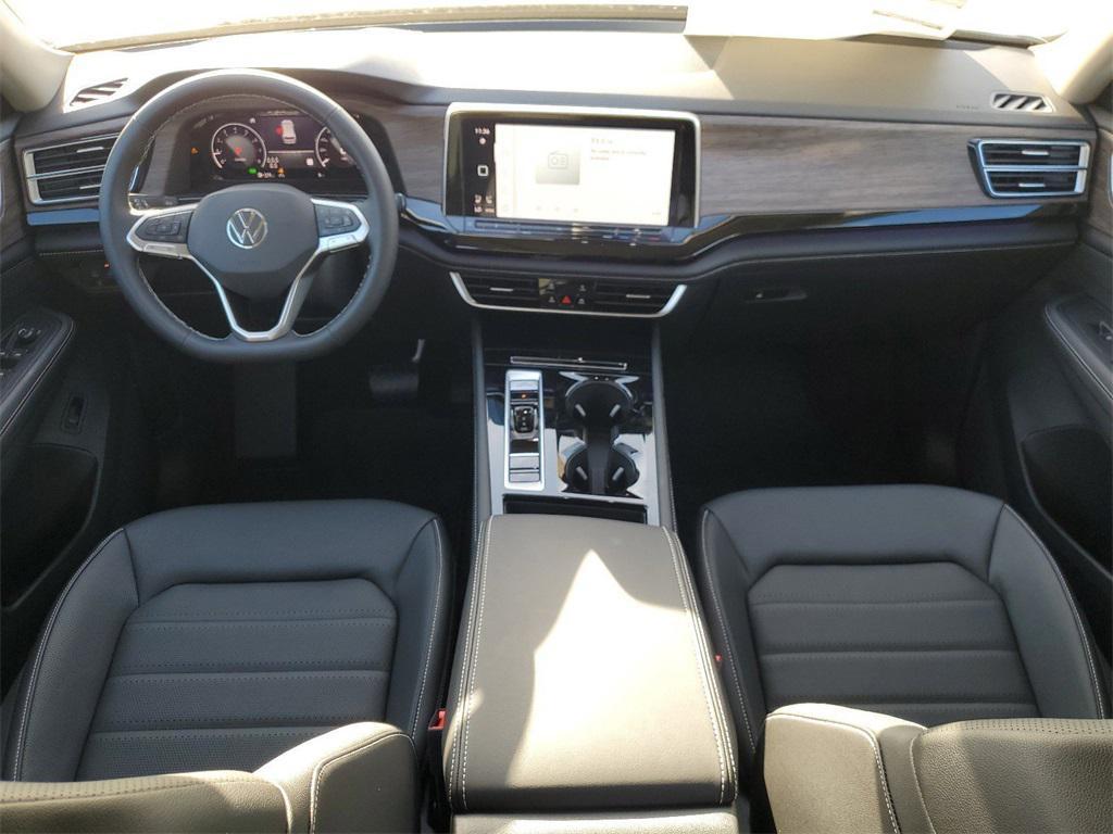 new 2025 Volkswagen Atlas car, priced at $43,129