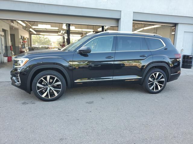 new 2025 Volkswagen Atlas car, priced at $52,738