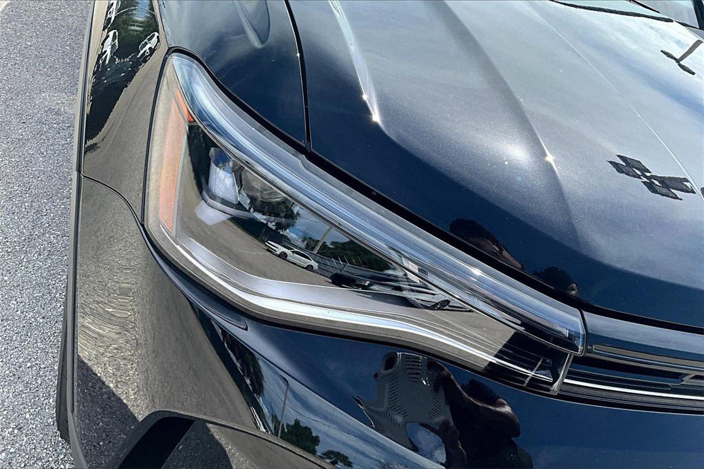 new 2025 Volkswagen Taos car, priced at $27,200