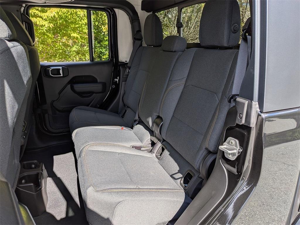 new 2025 Jeep Gladiator car, priced at $51,565
