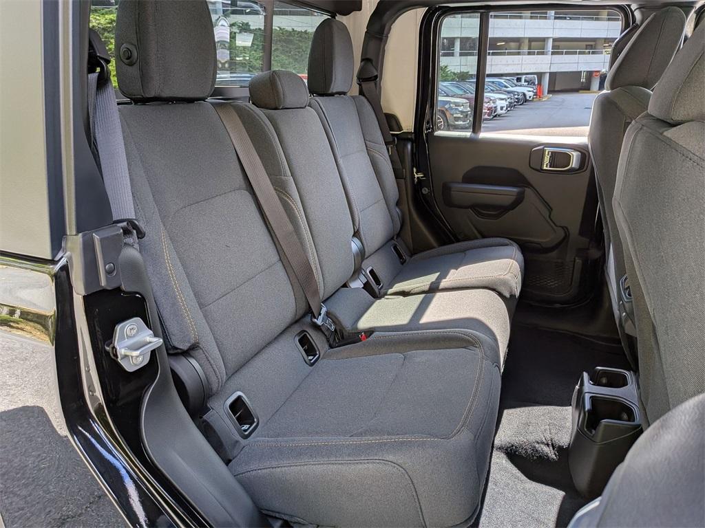new 2025 Jeep Gladiator car, priced at $51,565