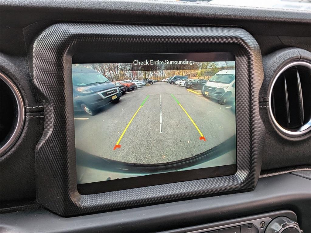 used 2022 Jeep Wrangler Unlimited car, priced at $31,990