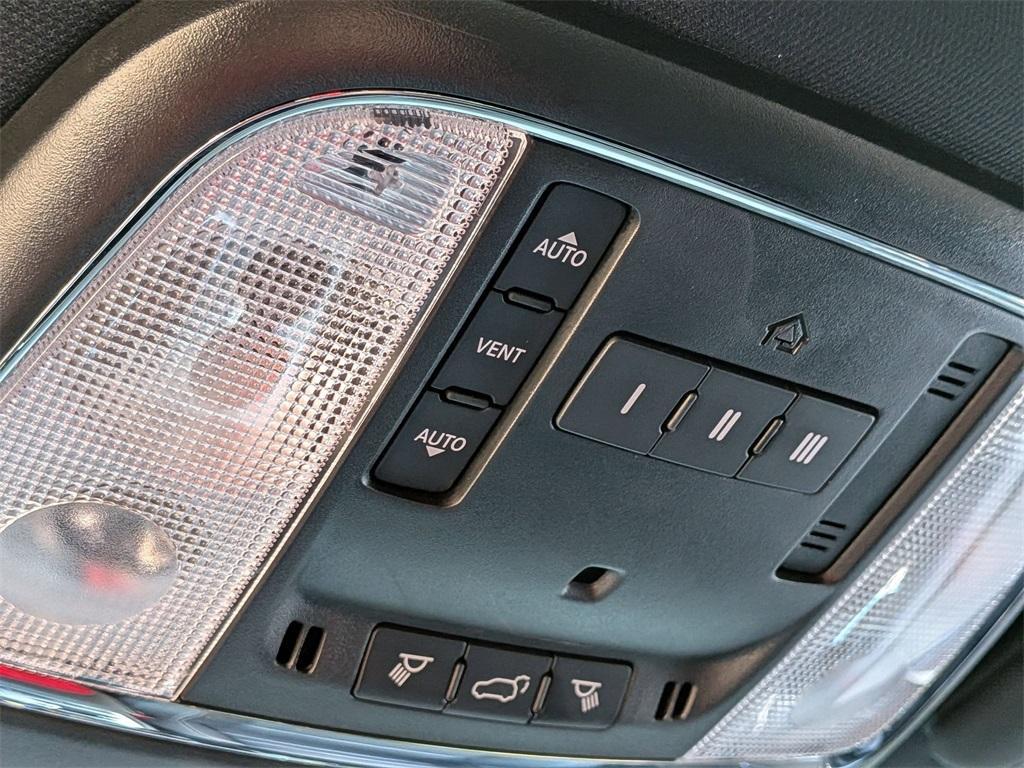 used 2021 Jeep Grand Cherokee car, priced at $33,150