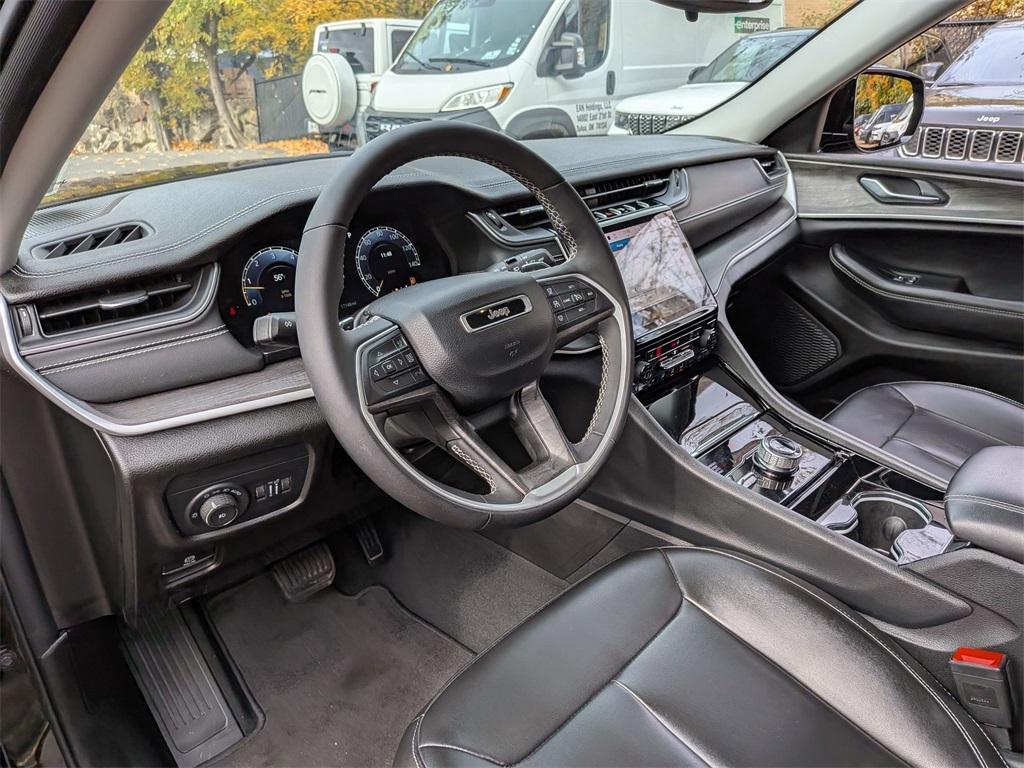 used 2023 Jeep Grand Cherokee car, priced at $34,465