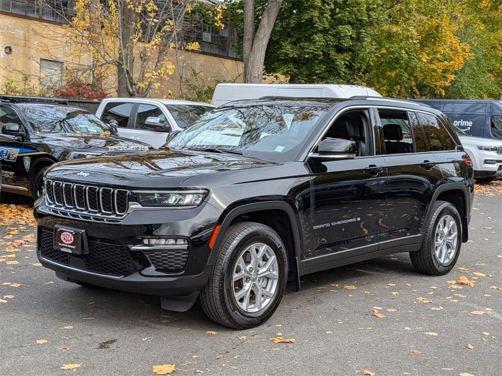 used 2023 Jeep Grand Cherokee car, priced at $34,465