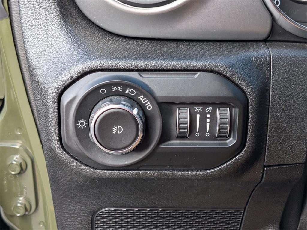 used 2021 Jeep Wrangler Unlimited car, priced at $34,210