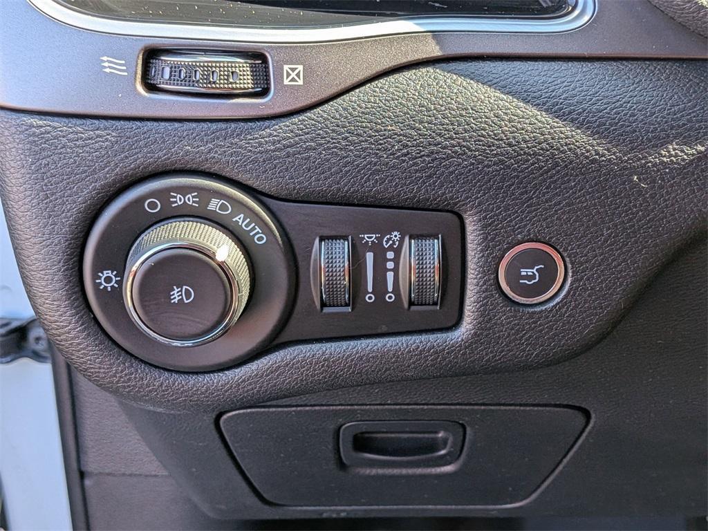used 2019 Jeep Cherokee car, priced at $16,850