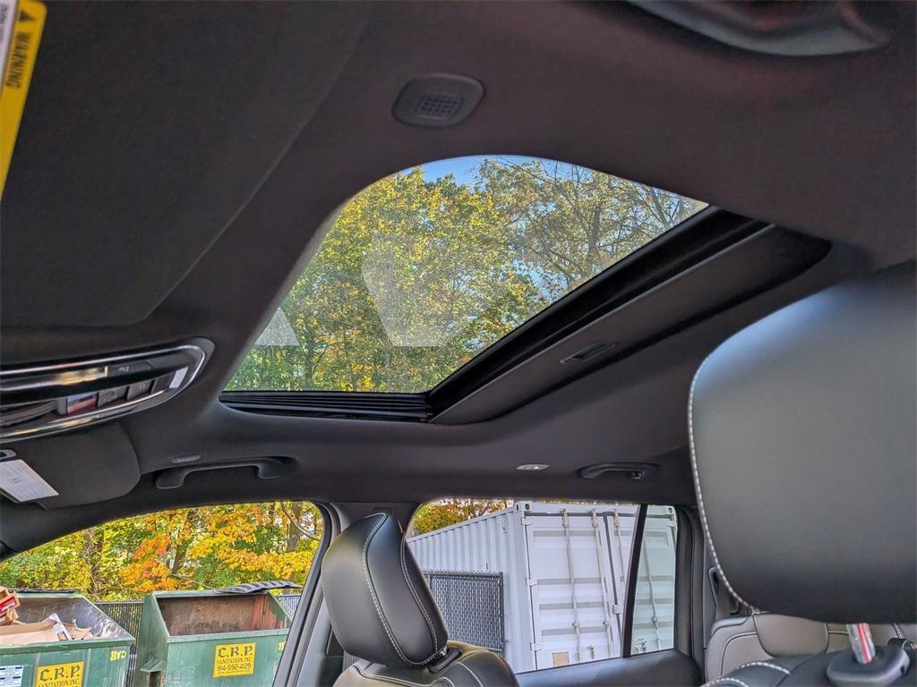 new 2024 Jeep Grand Cherokee L car