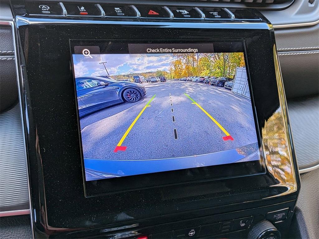 new 2024 Jeep Grand Cherokee L car