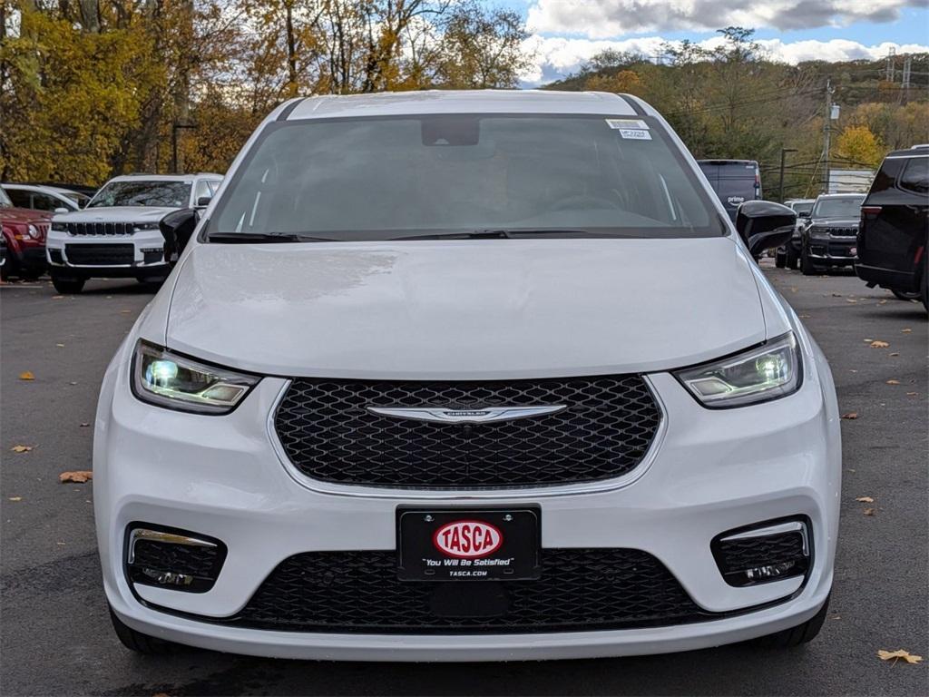 new 2026 Chrysler Pacifica car, priced at $44,140