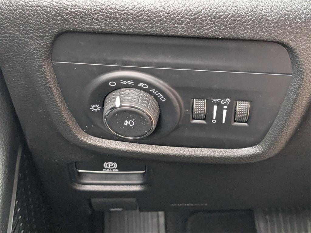 used 2021 Jeep Grand Cherokee L car, priced at $28,780