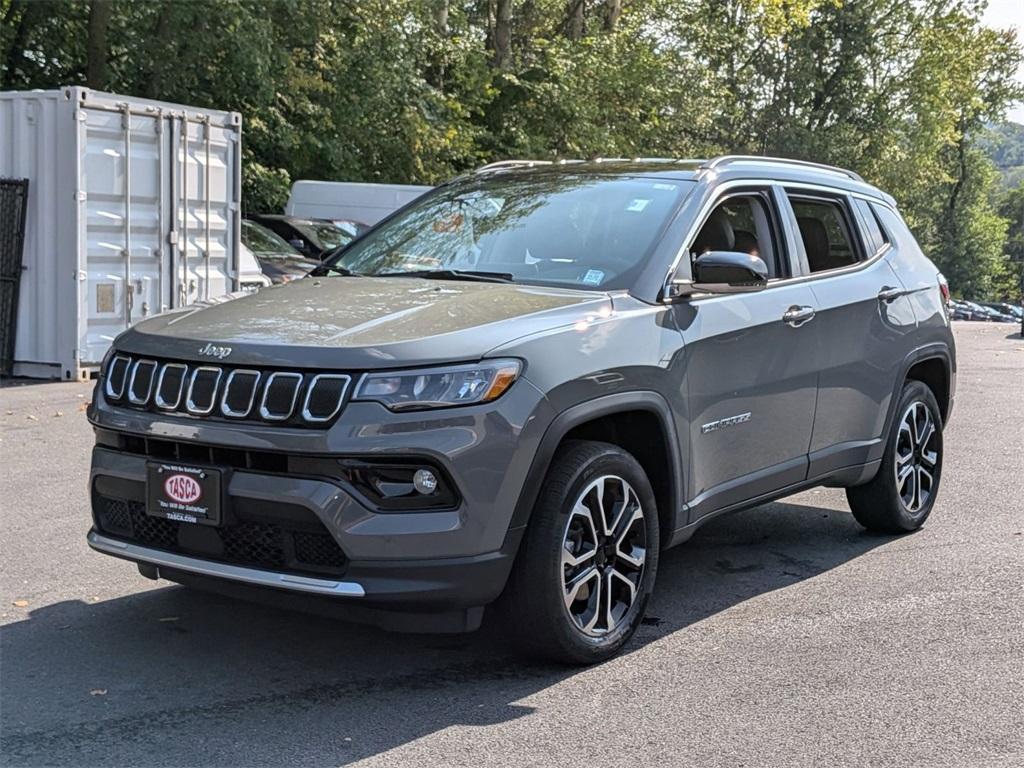 used 2022 Jeep Compass car, priced at $22,420