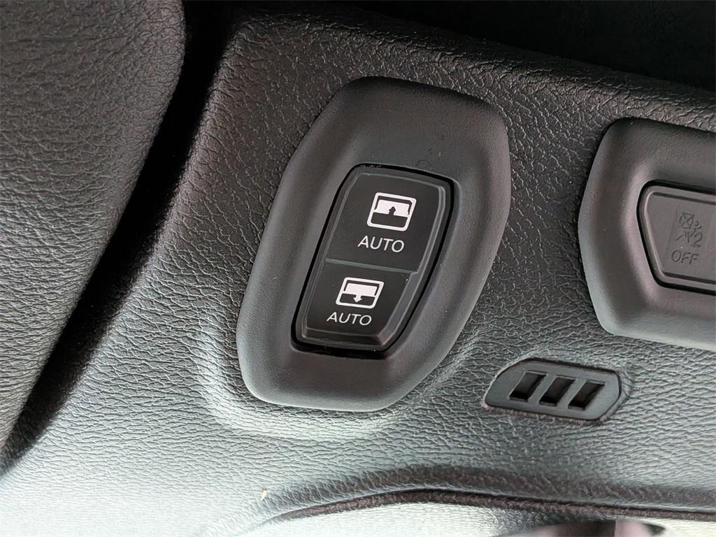used 2021 Jeep Wrangler Unlimited car, priced at $35,440