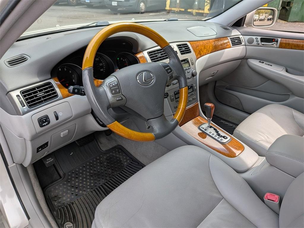 used 2006 Lexus ES 330 car, priced at $8,880