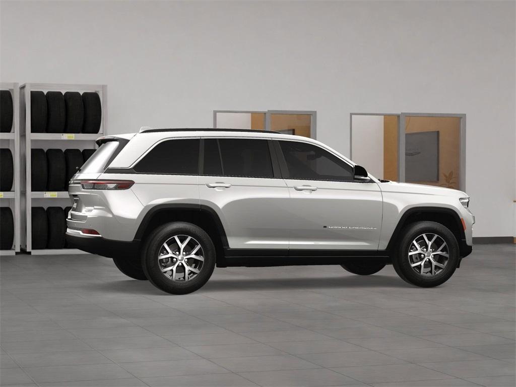 new 2025 Jeep Grand Cherokee car, priced at $52,715