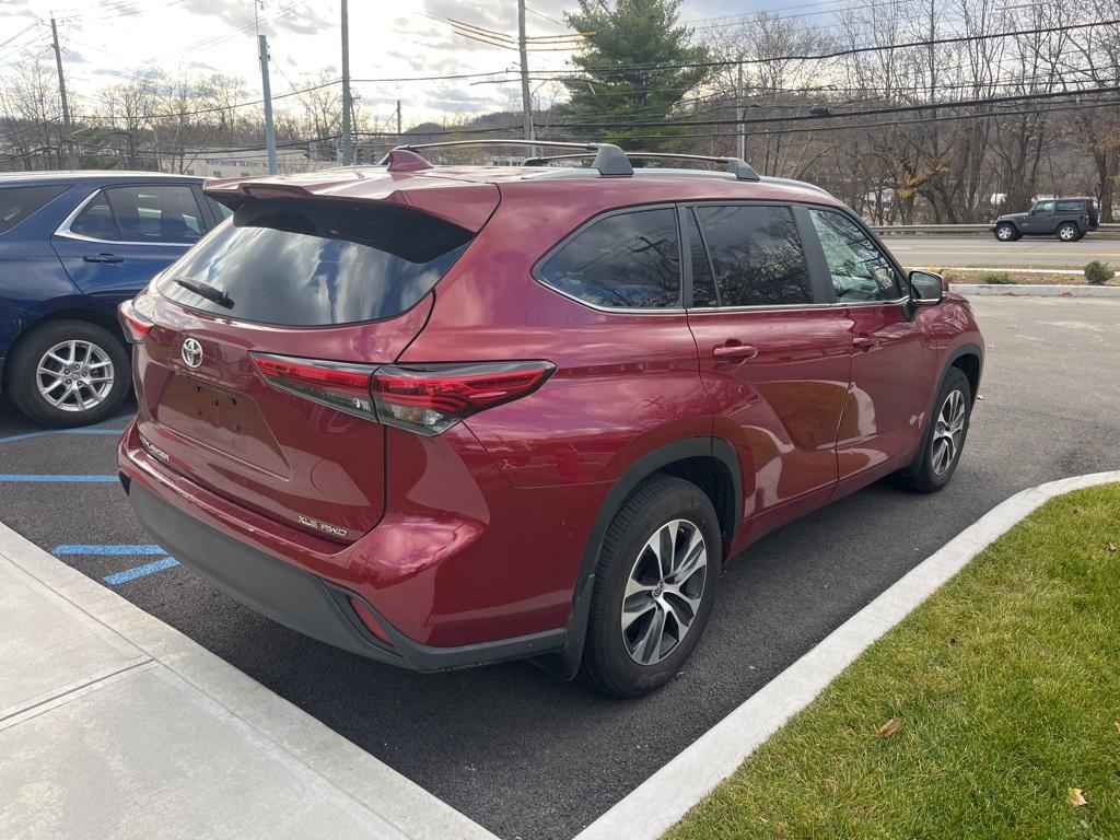 used 2023 Toyota Highlander car, priced at $35,253