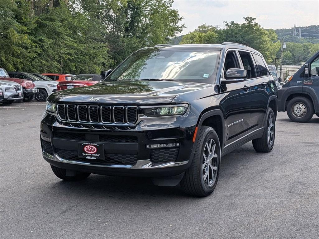 used 2024 Jeep Grand Cherokee L car, priced at $32,995