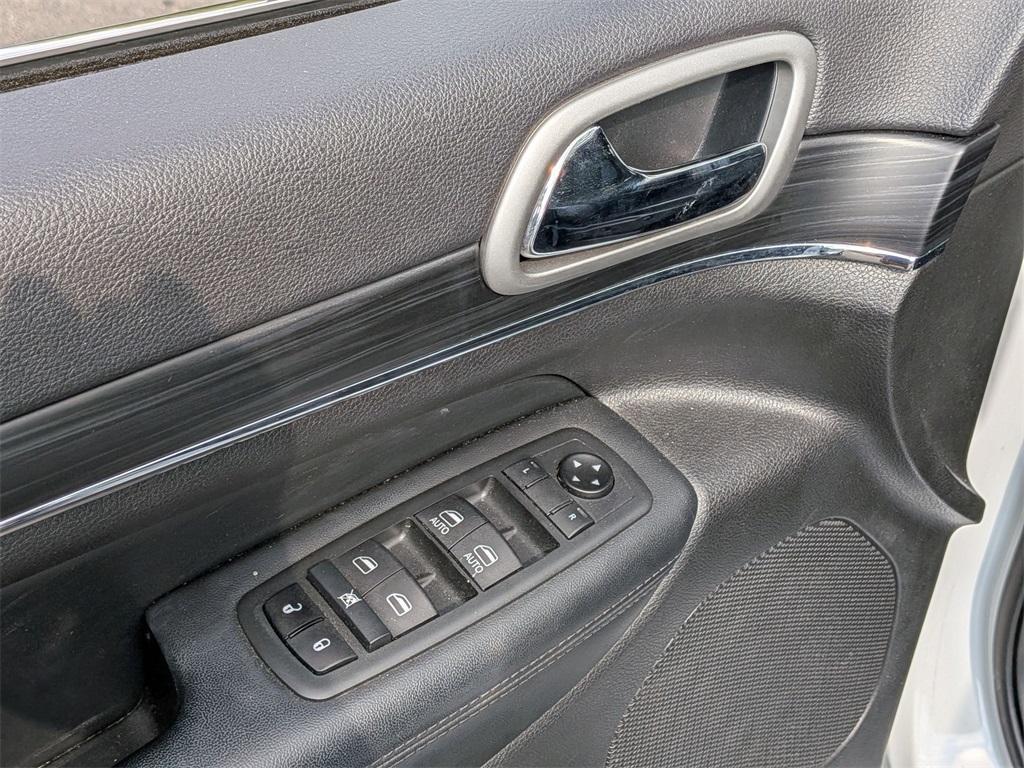 used 2020 Jeep Grand Cherokee car, priced at $20,210