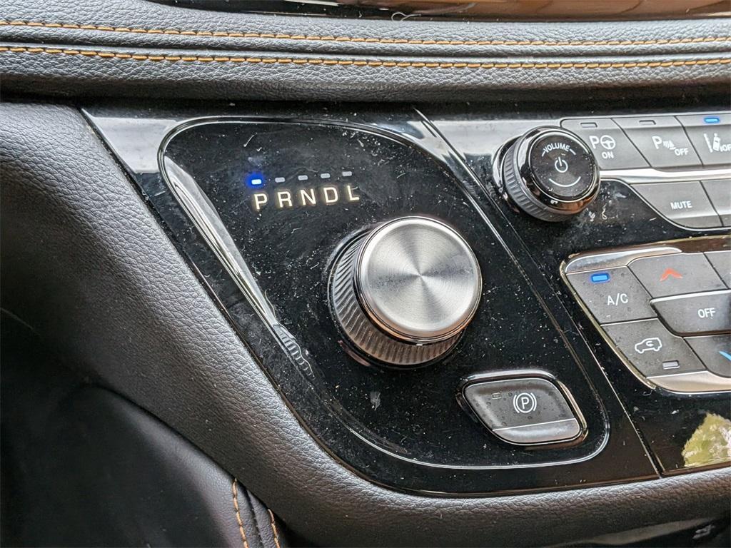 used 2022 Chrysler Pacifica car, priced at $34,150