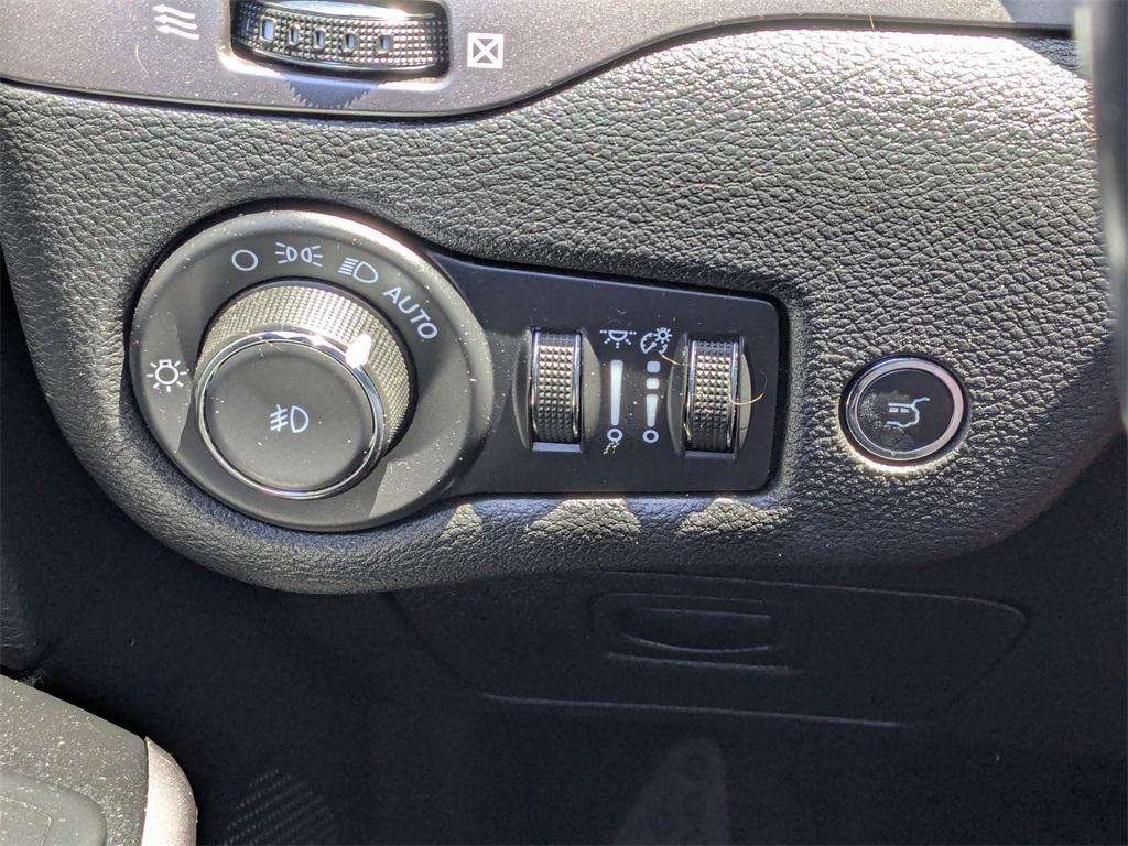 used 2021 Jeep Cherokee car, priced at $16,680