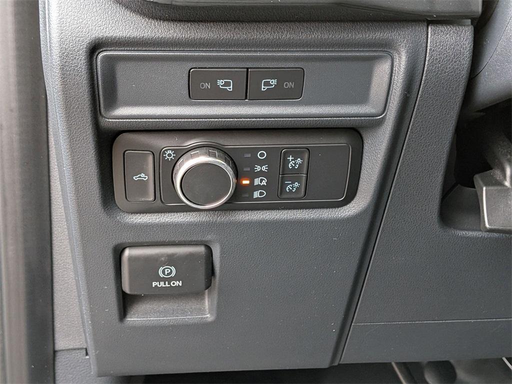 used 2022 Ford F-150 car, priced at $33,150