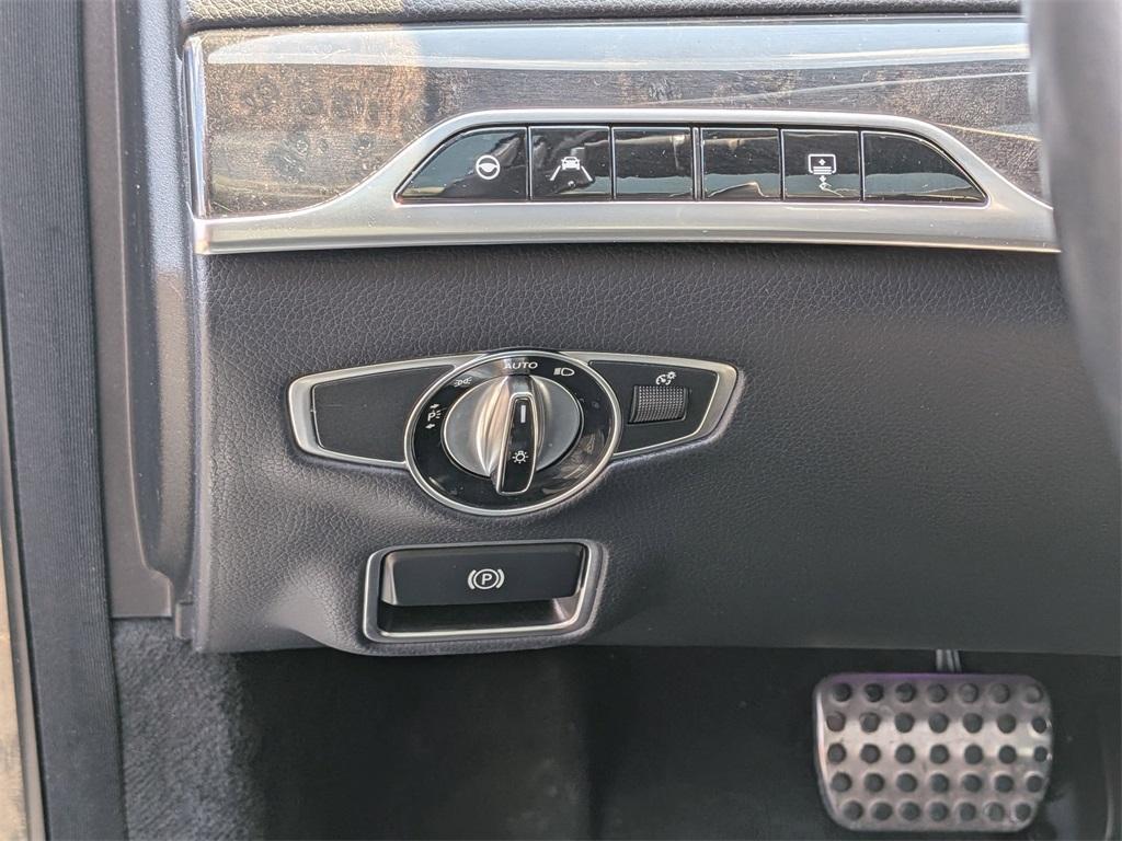 used 2019 Mercedes-Benz S-Class car, priced at $39,450