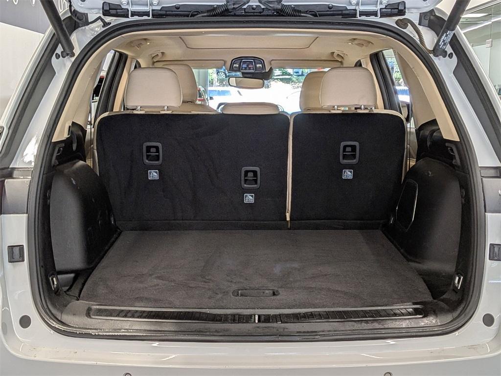 used 2022 Jeep Grand Cherokee car, priced at $28,280