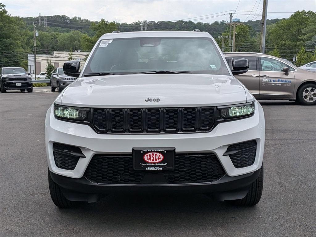 used 2025 Jeep Grand Cherokee car, priced at $42,385