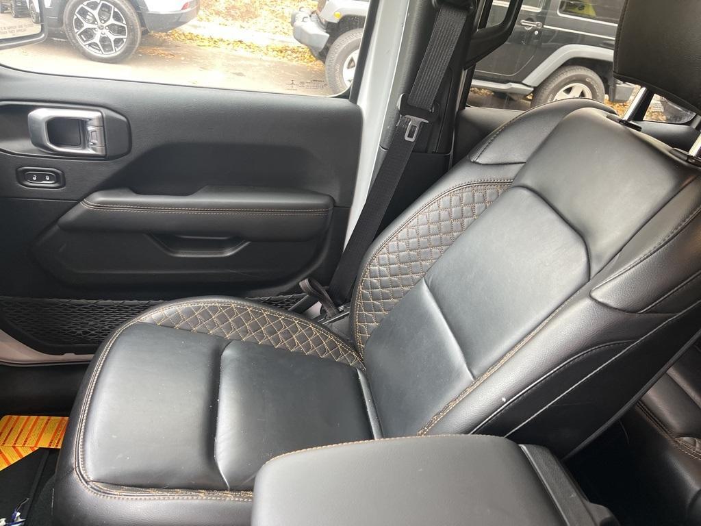 used 2022 Jeep Wrangler Unlimited car, priced at $33,995