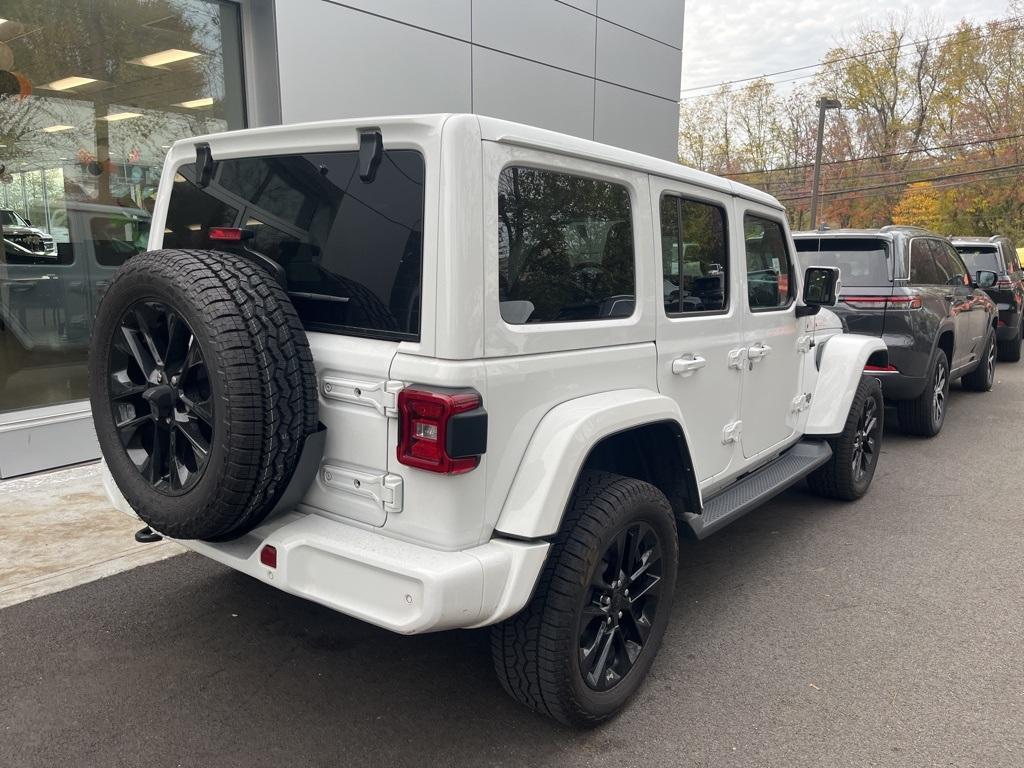 used 2022 Jeep Wrangler Unlimited car, priced at $33,995