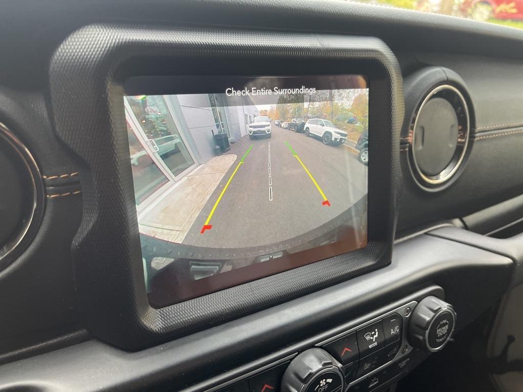 used 2022 Jeep Wrangler Unlimited car, priced at $33,995