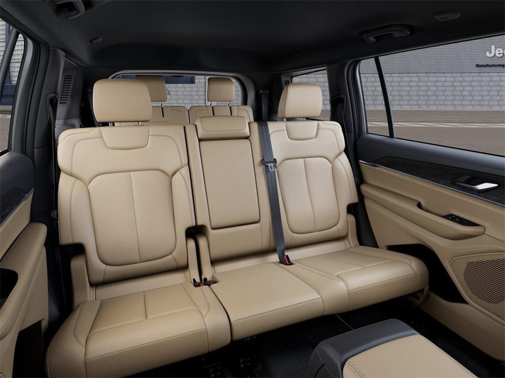 new 2025 Jeep Grand Cherokee L car, priced at $54,085
