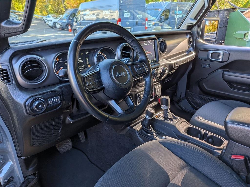 used 2021 Jeep Wrangler Unlimited car, priced at $31,000