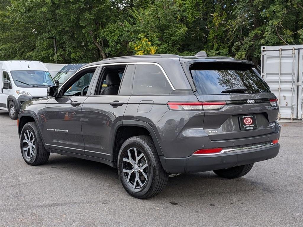 used 2025 Jeep Grand Cherokee car