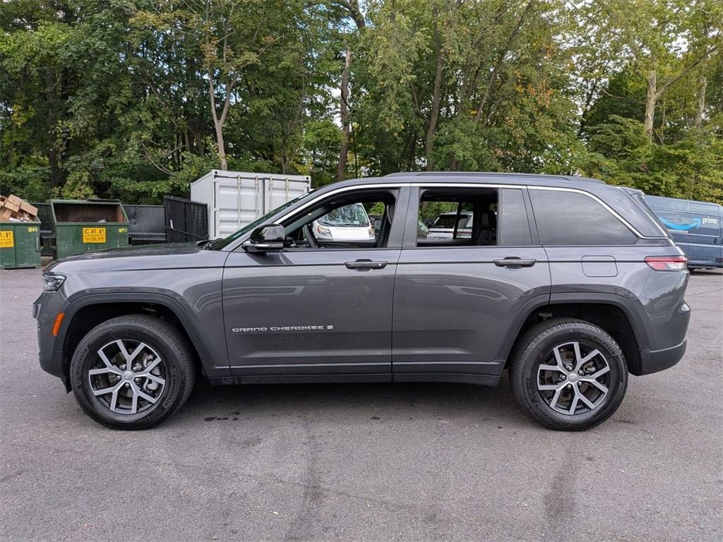 used 2025 Jeep Grand Cherokee car