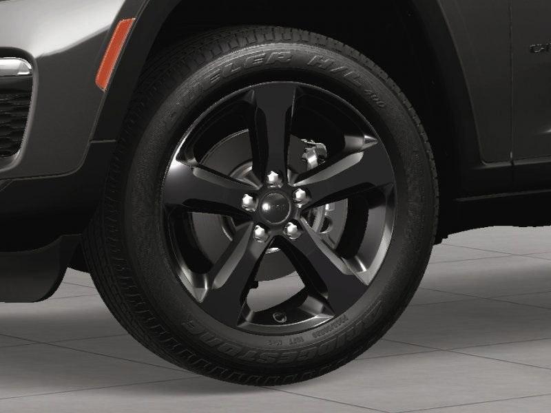 new 2025 Jeep Grand Cherokee car, priced at $50,485