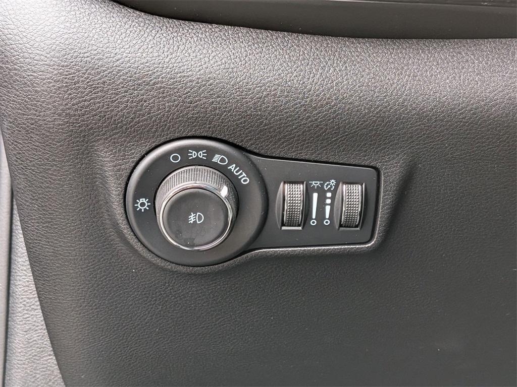 used 2022 Jeep Compass car, priced at $22,870