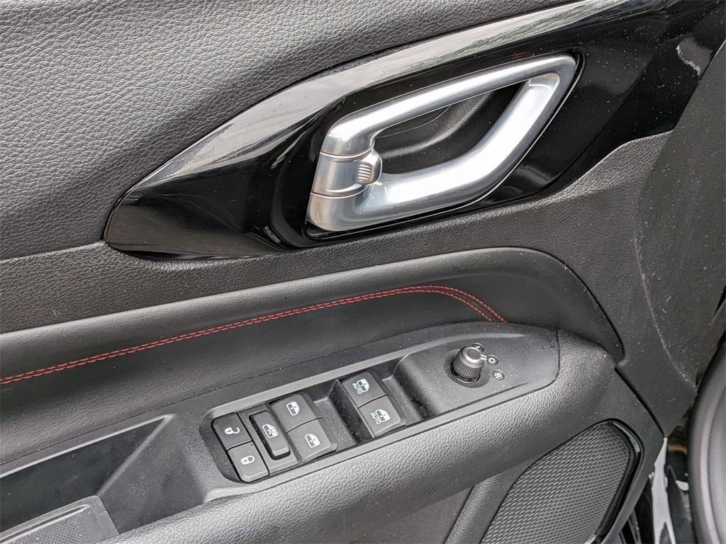 used 2022 Jeep Compass car, priced at $22,870