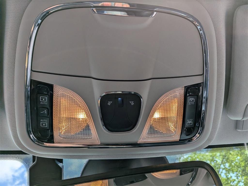 used 2022 Jeep Cherokee car, priced at $26,780