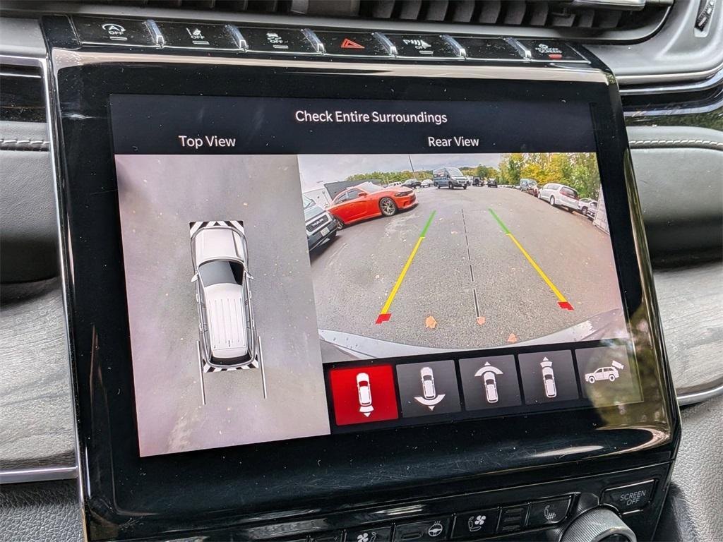used 2022 Jeep Grand Cherokee car, priced at $37,750
