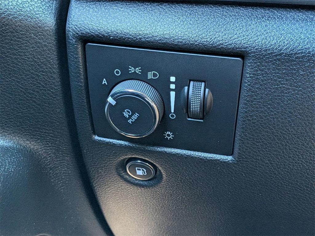 used 2021 Jeep Grand Cherokee car, priced at $26,850