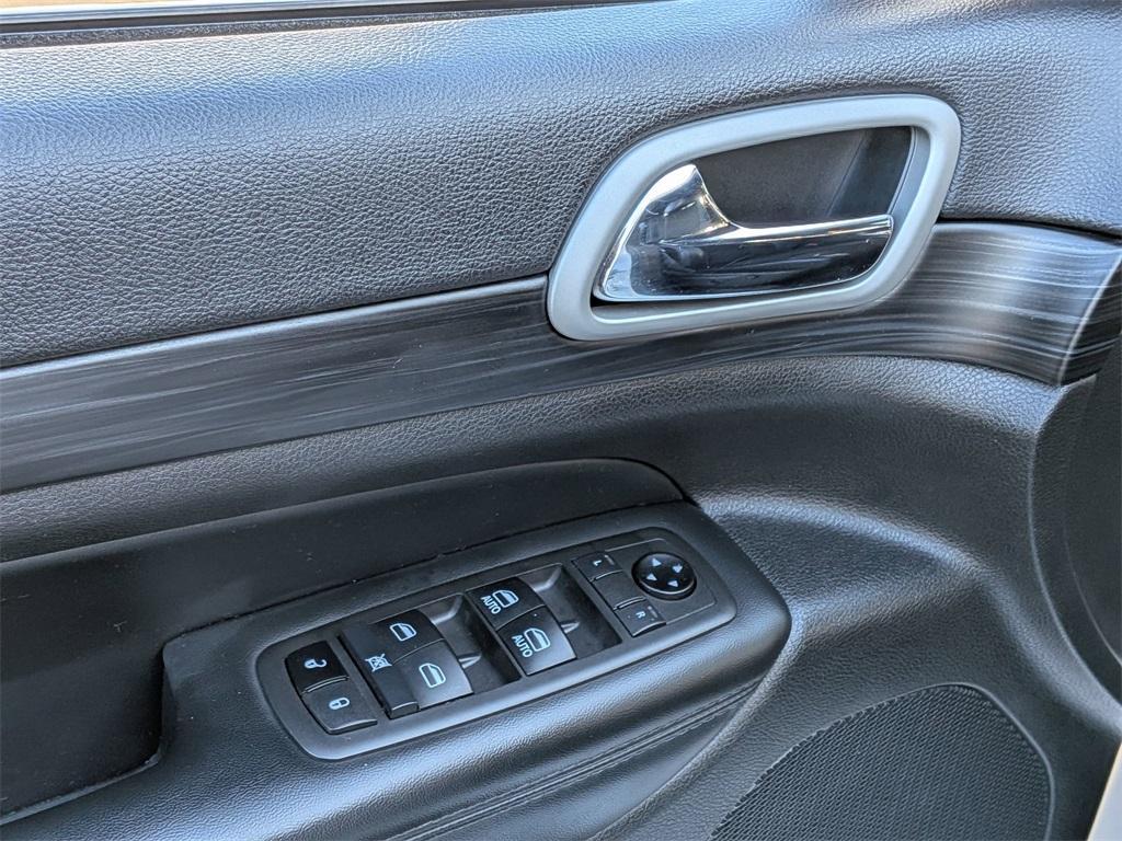 used 2021 Jeep Grand Cherokee car, priced at $26,850