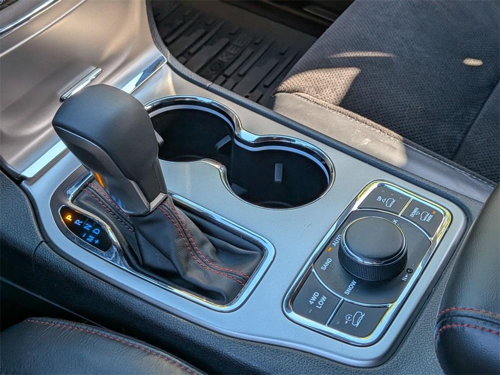 used 2018 Jeep Grand Cherokee car, priced at $23,290