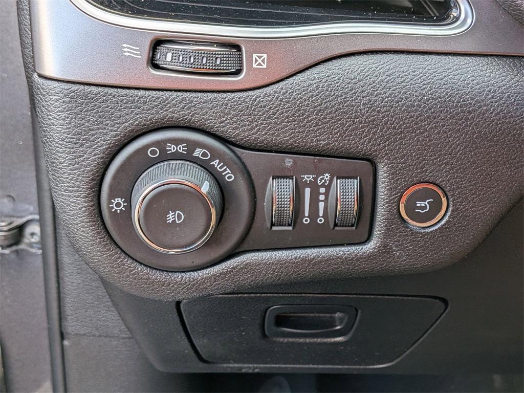 used 2019 Jeep Cherokee car, priced at $17,850