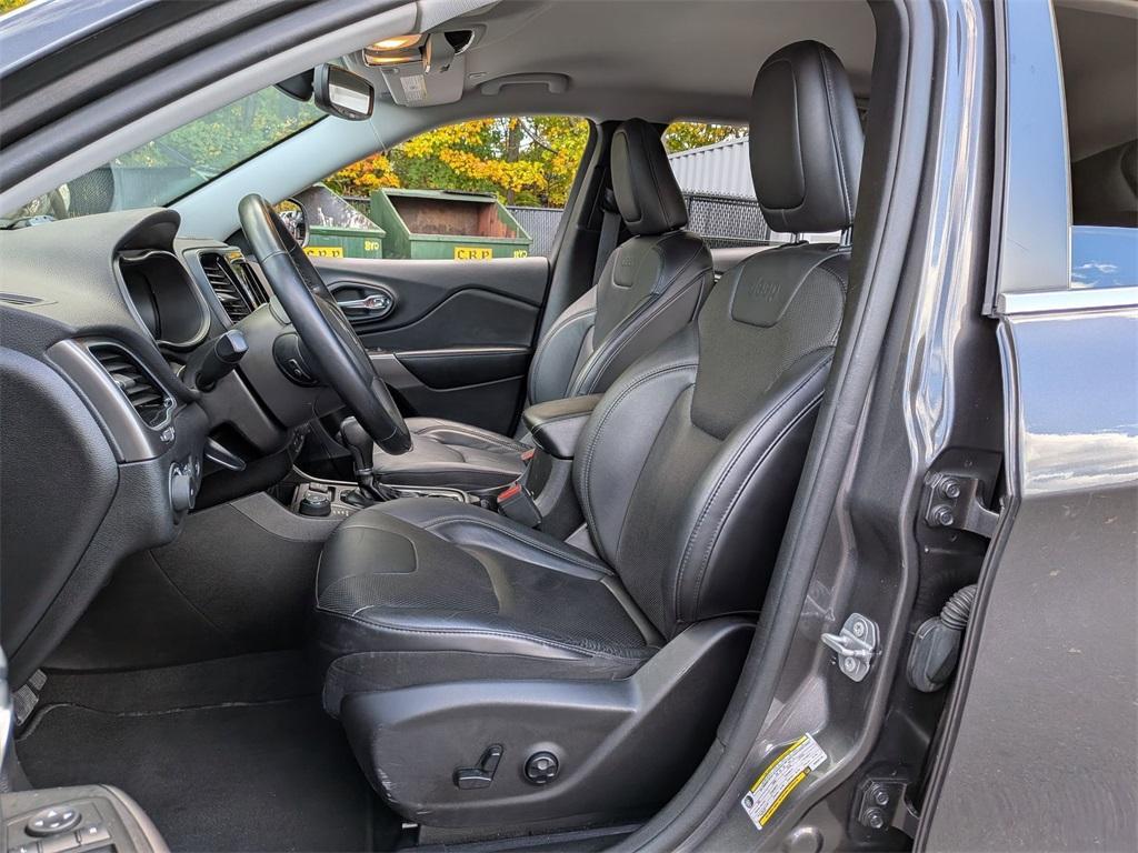 used 2019 Jeep Cherokee car, priced at $17,850