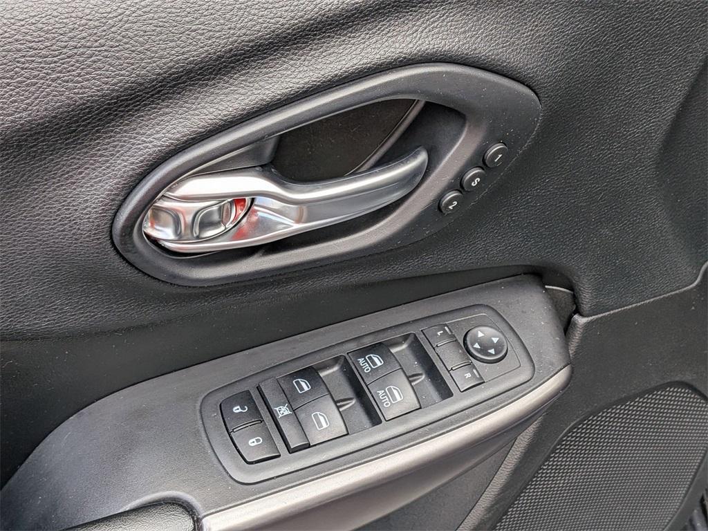 used 2019 Jeep Cherokee car, priced at $17,850