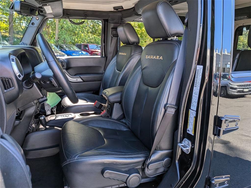 used 2014 Jeep Wrangler Unlimited car, priced at $18,290